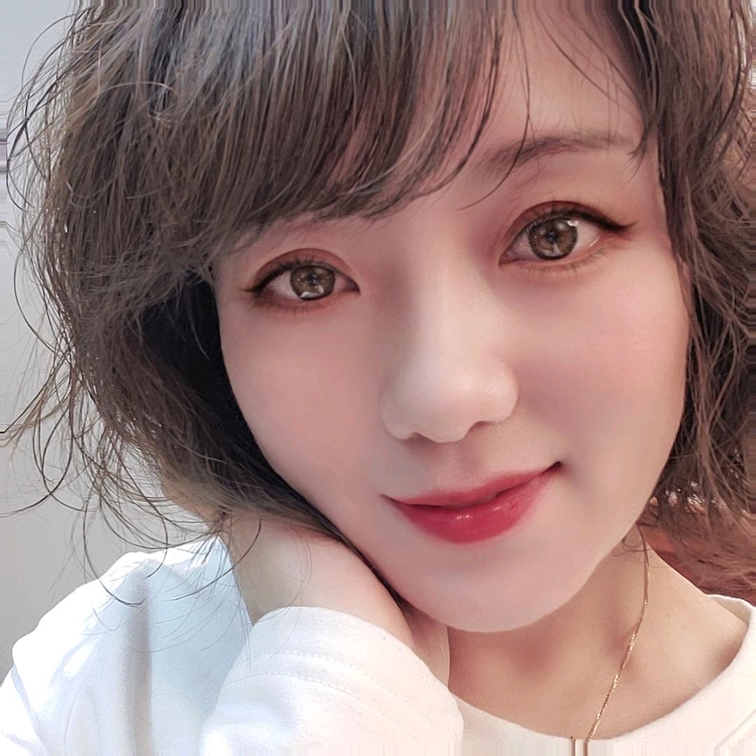@玲