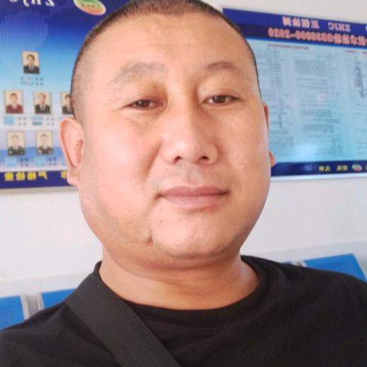 张立龙