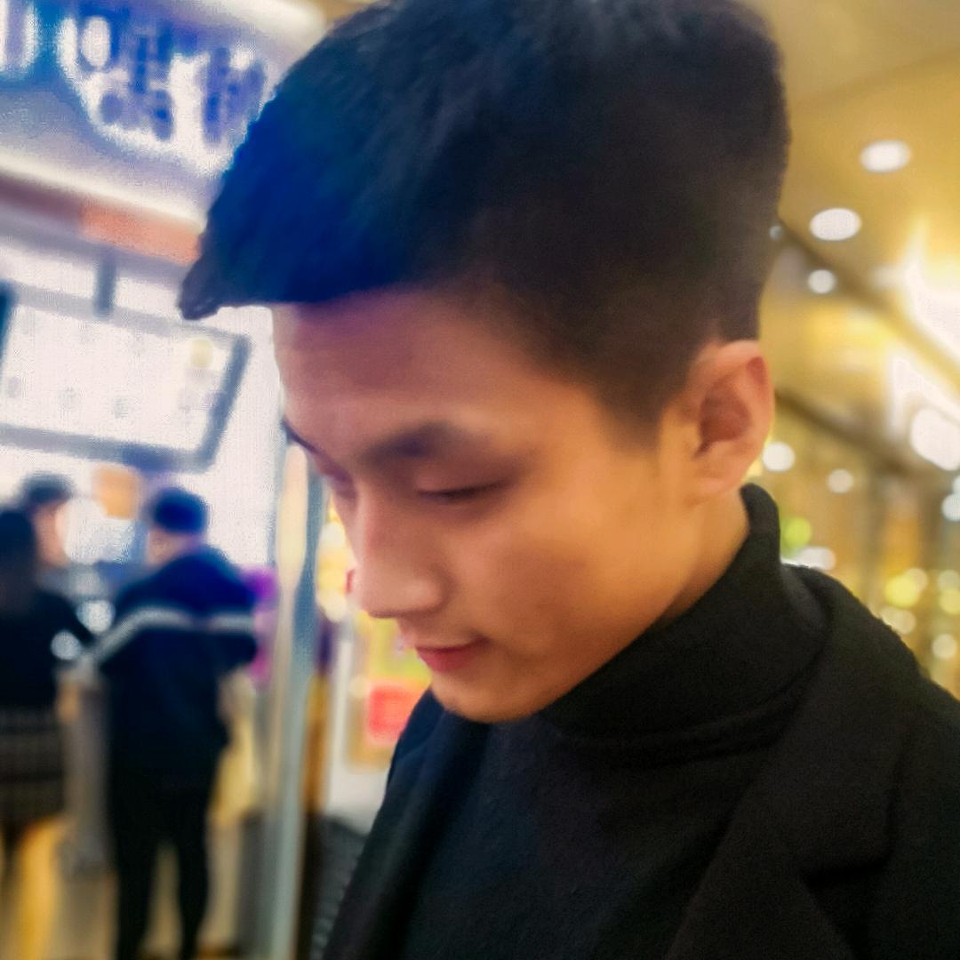 小登高(黑哥哥）
