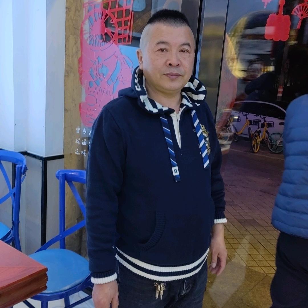 雪乡人家东北菜铁锅炖一切二哥