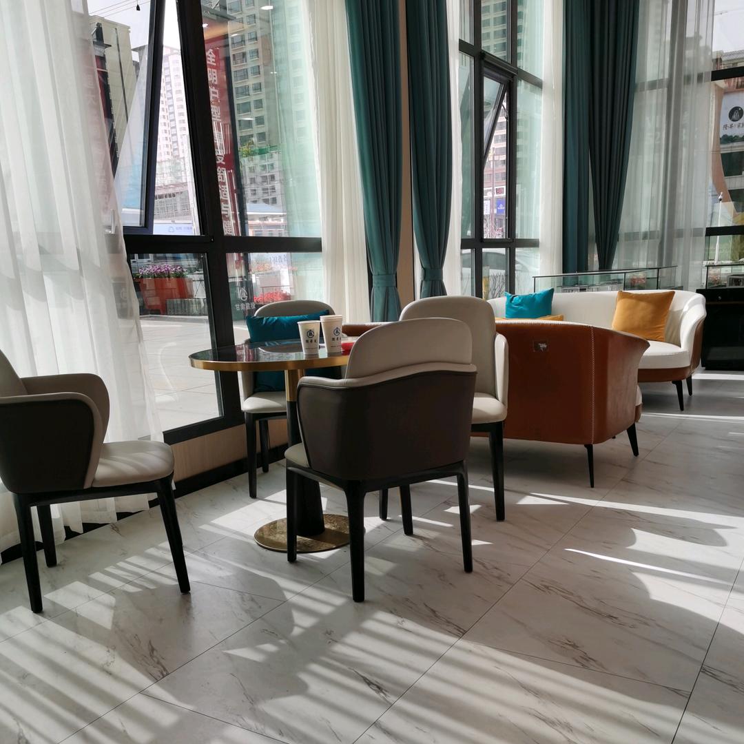 努力活成不辜负自己的人