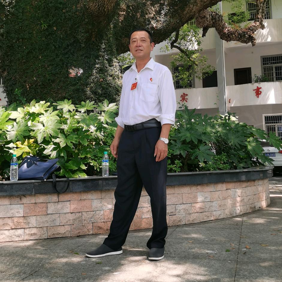 回头一笑