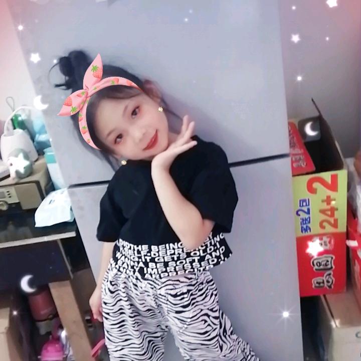 小蕊蕊同学