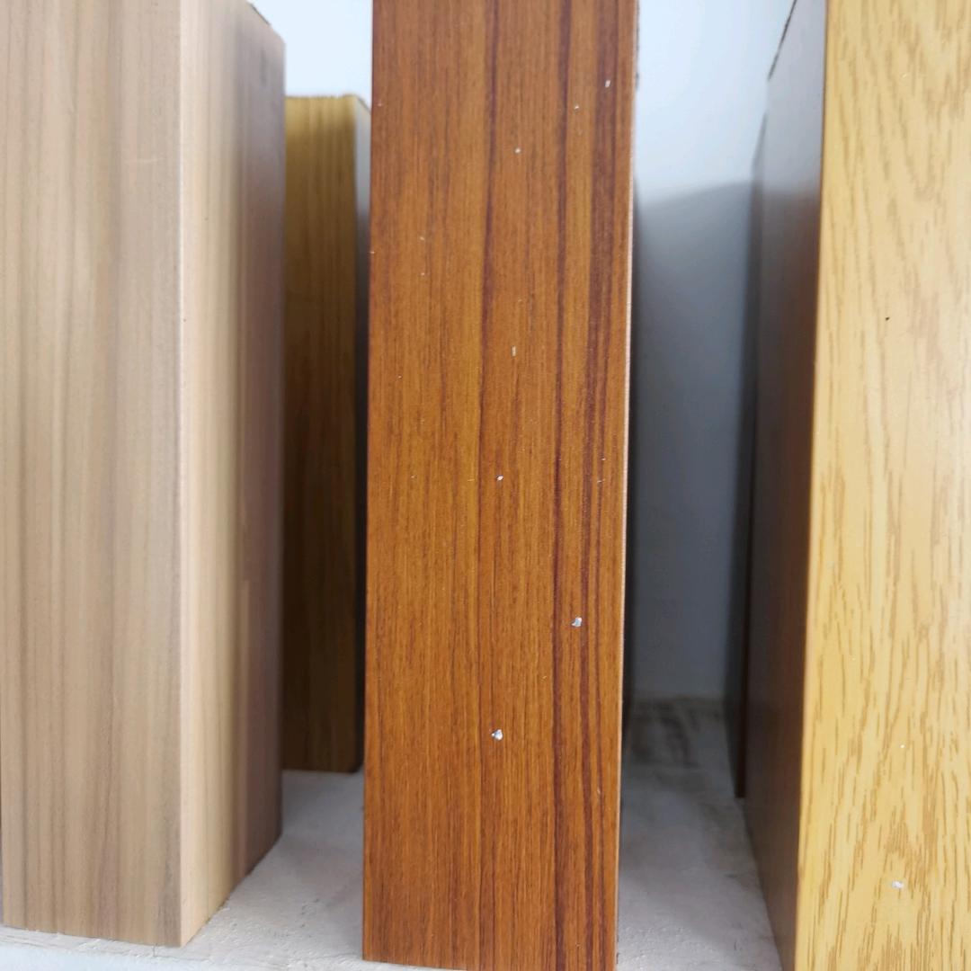 专业生产方通，铝方管工厂