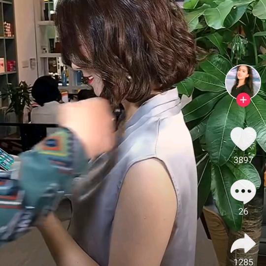 微浅笑&