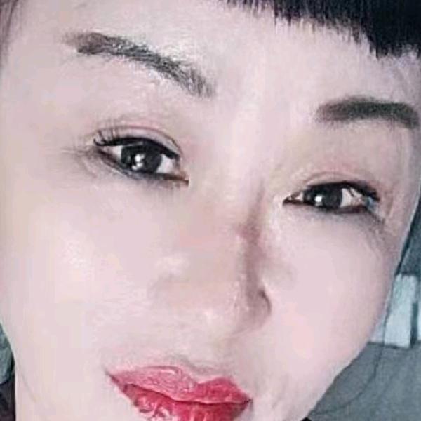 小升水饺播音员