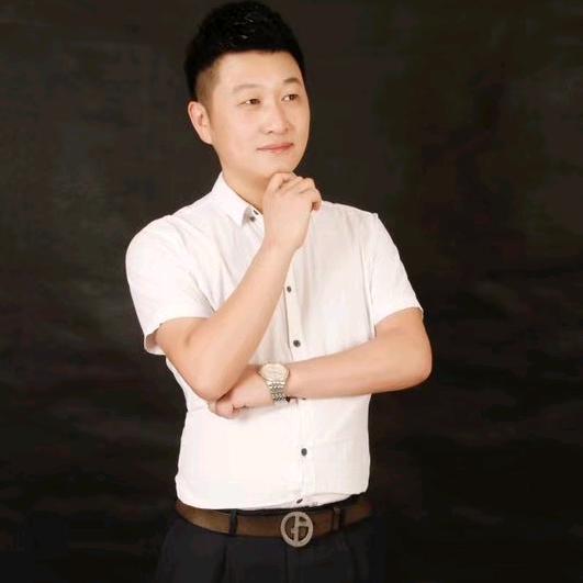 启航KTV张艳秋