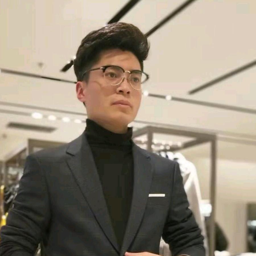 久龙布业店直播间