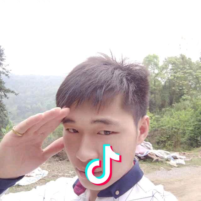 赖彪  专业  养  猪  牛羊