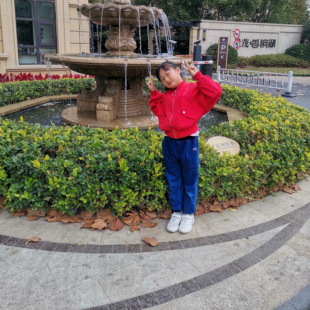 朱姐〈拒绝私聊〉