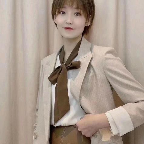 紫伟