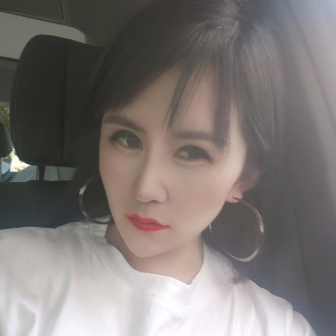 龙牧专汽～～欣欣说饲料车