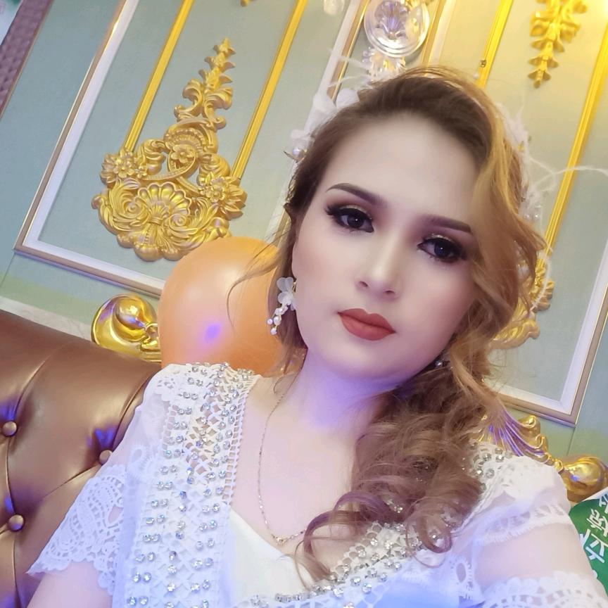 迪丽热巴的妈妈