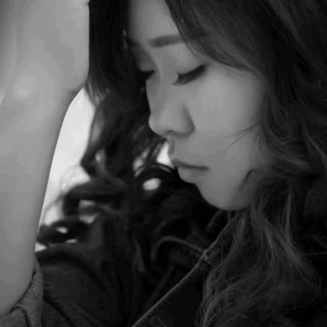 我不是昨天那个小女孩