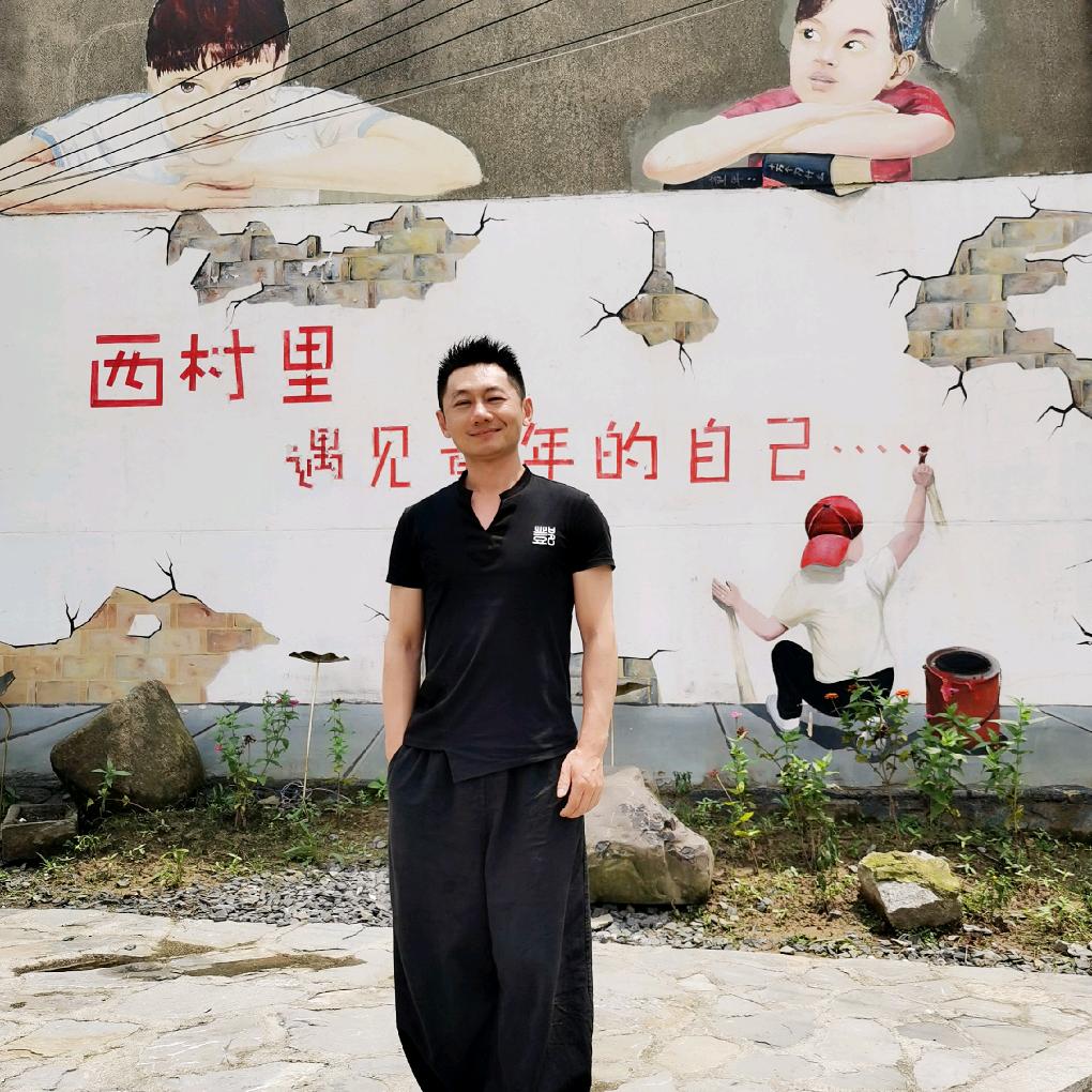 顾问游江南