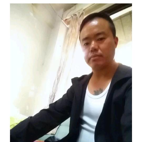 现实社会