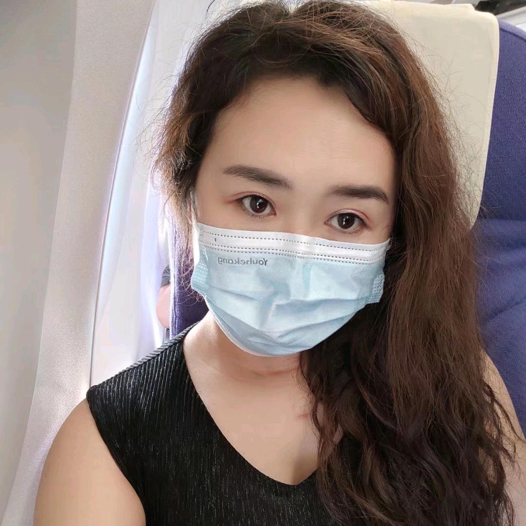 风中的羽翼