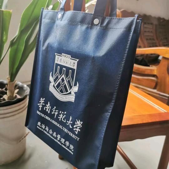 环保袋定制厂家（广州立柘包装李先生）