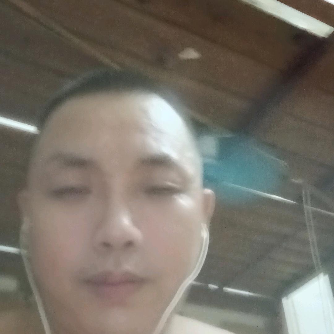 邱先友