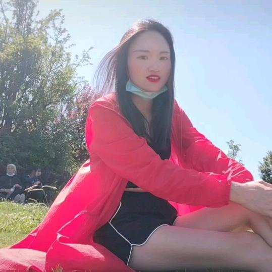 快乐女孩（凯撒）