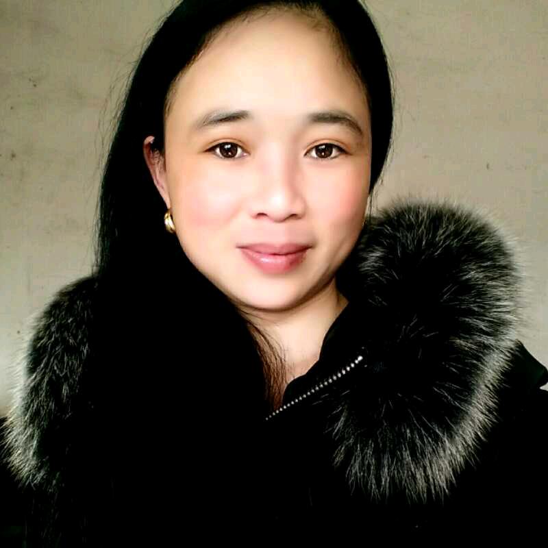 开心的红