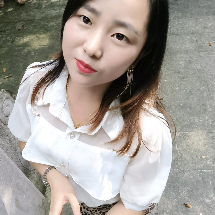 建筑女孩