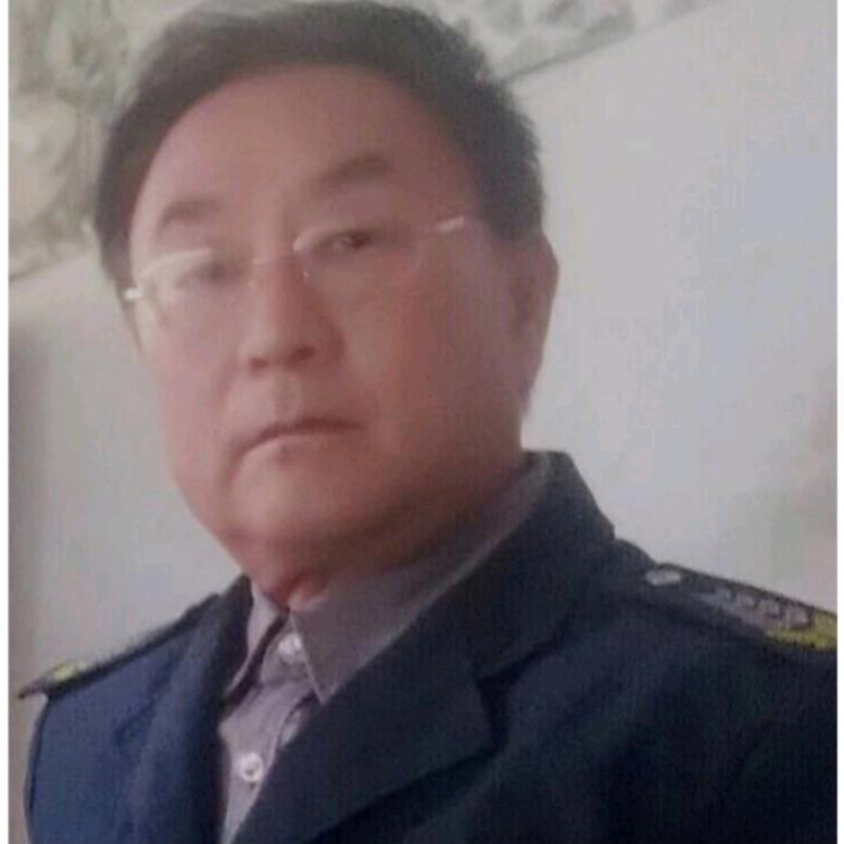 郑振江：昵称：春华秋实