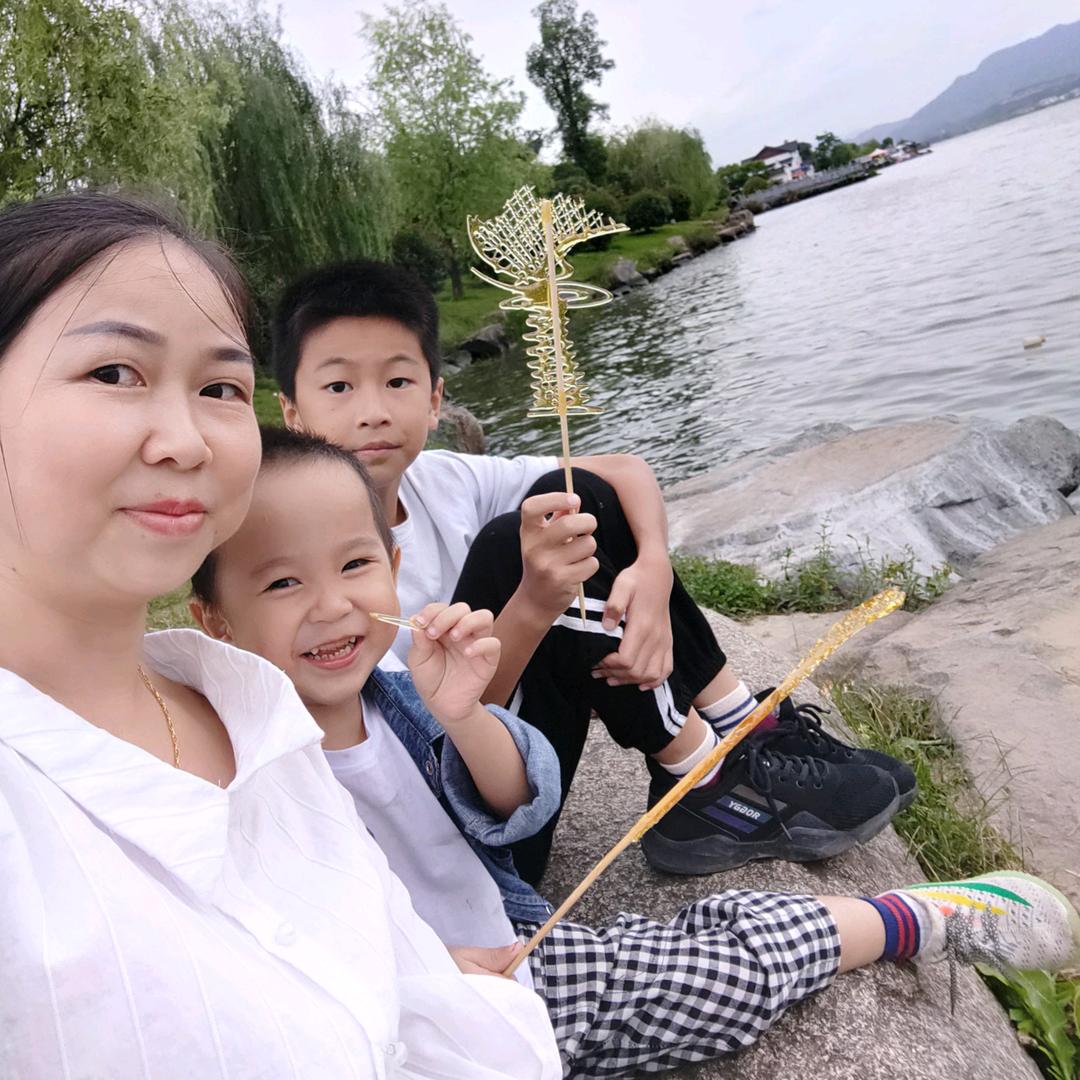 莉