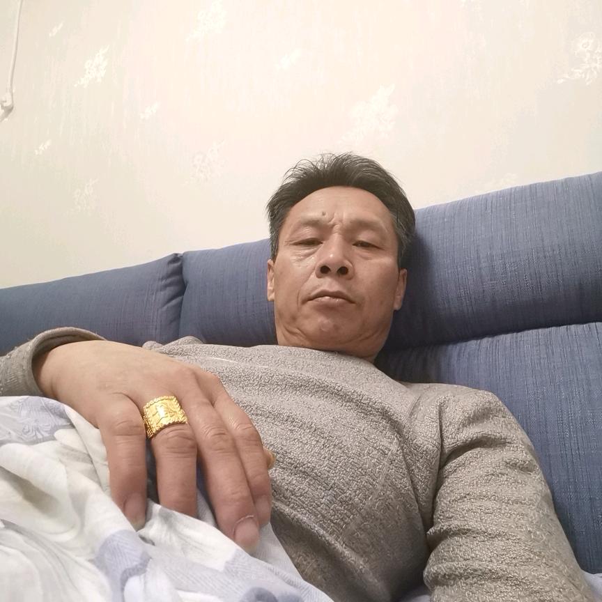珍惜眼前人。