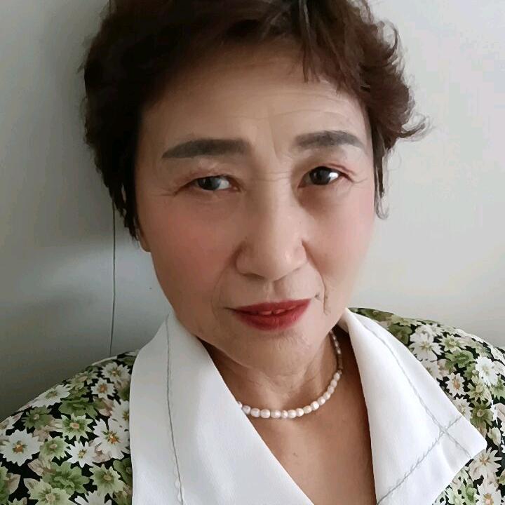 大衣奶奶