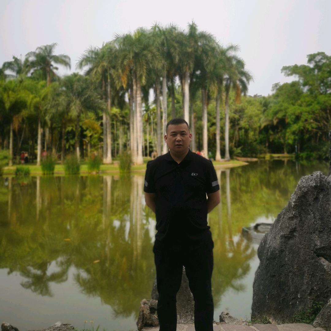 优享智能科技--共享充电桩