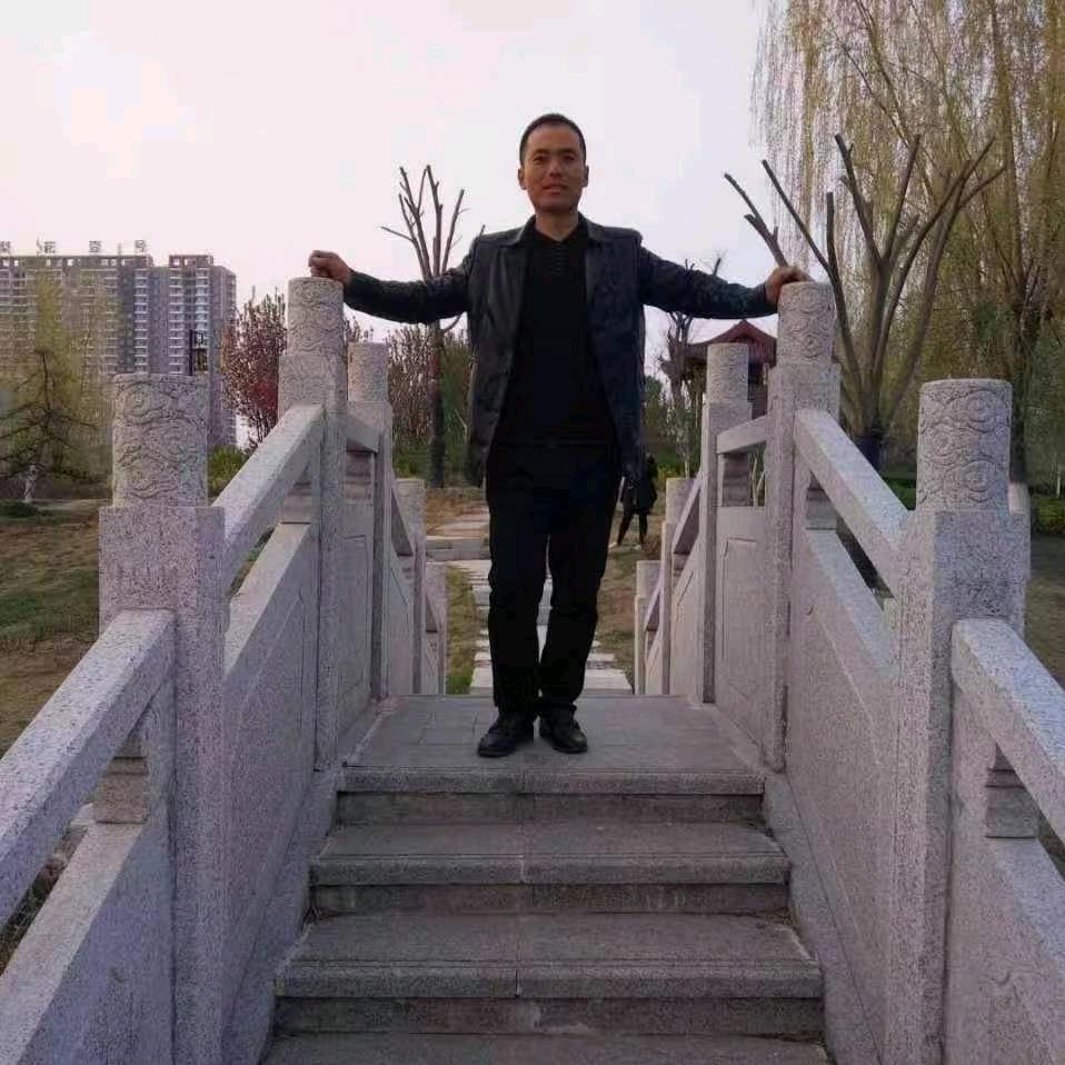 韩镇小臭车行