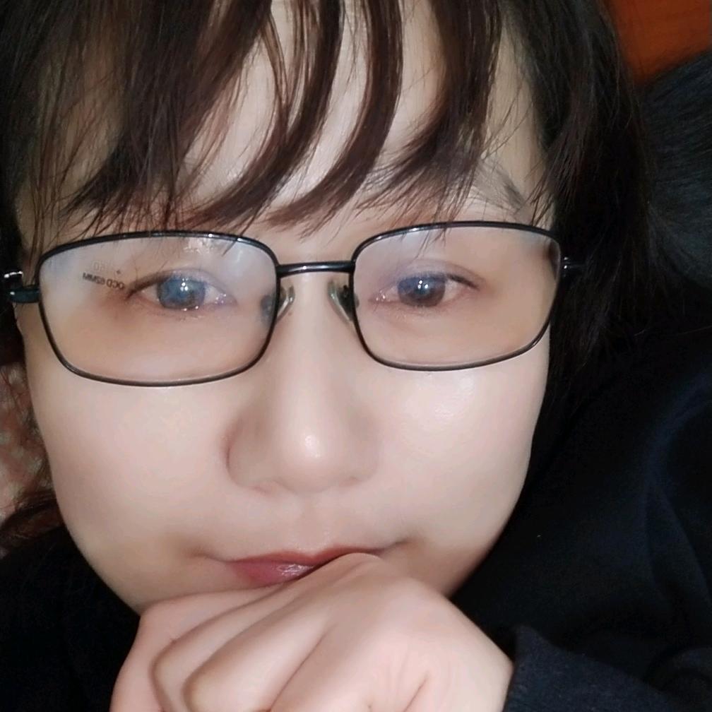 微笑是糖，甜到忧伤