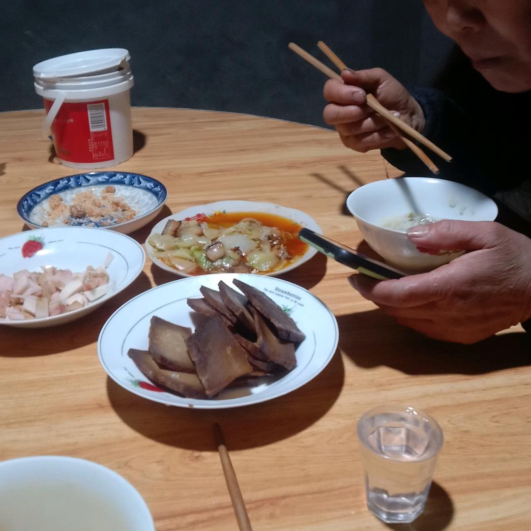 曹荣俊