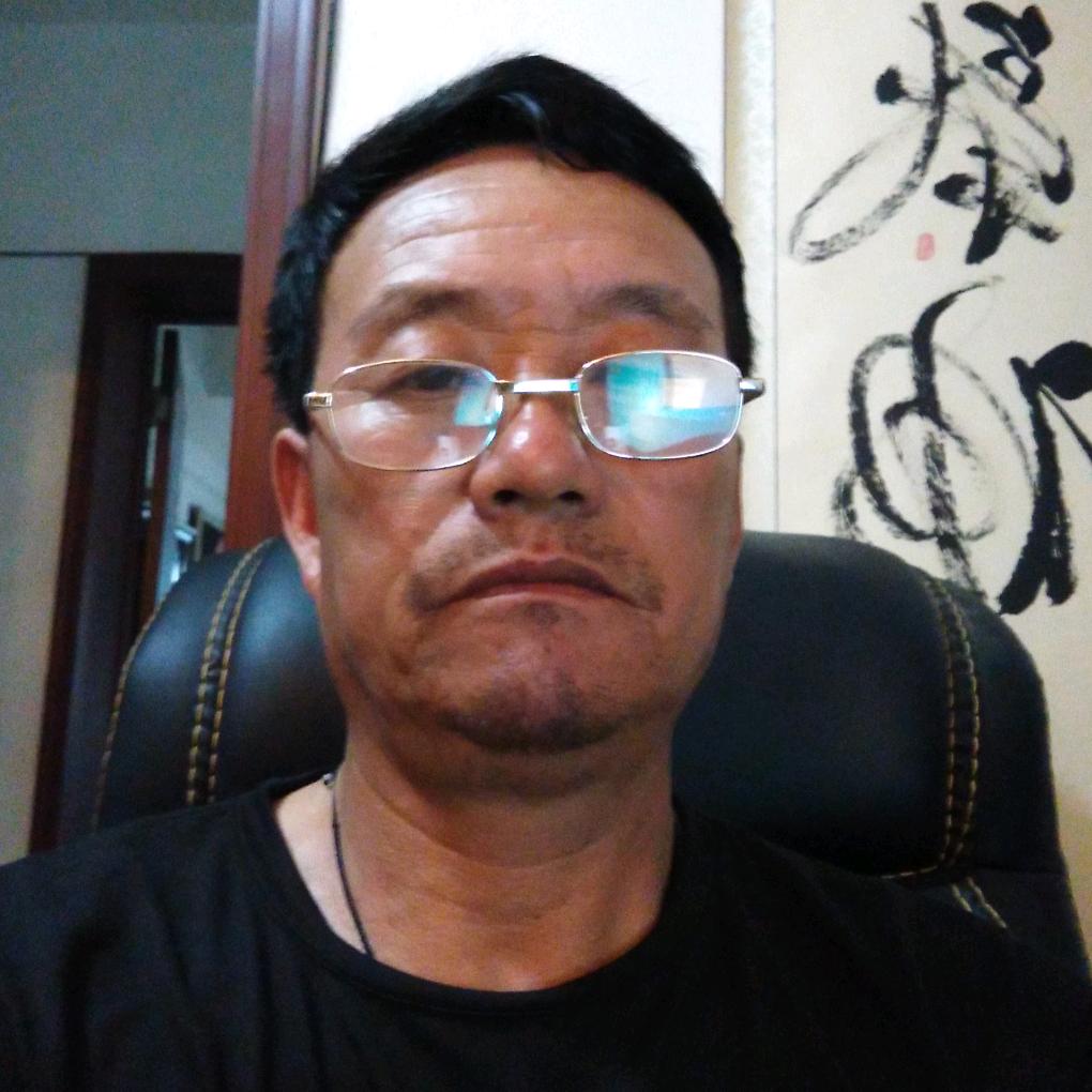 贾贵成