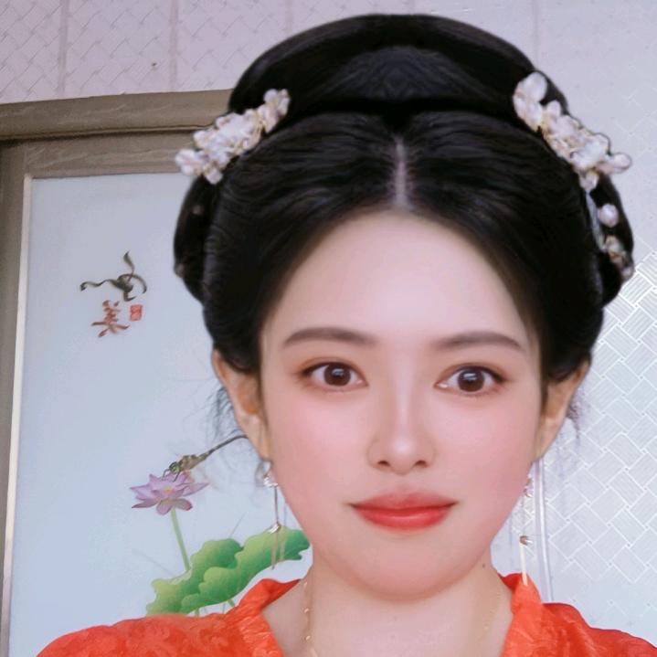 辛福💍🌹开心❤🌺每一天🌸