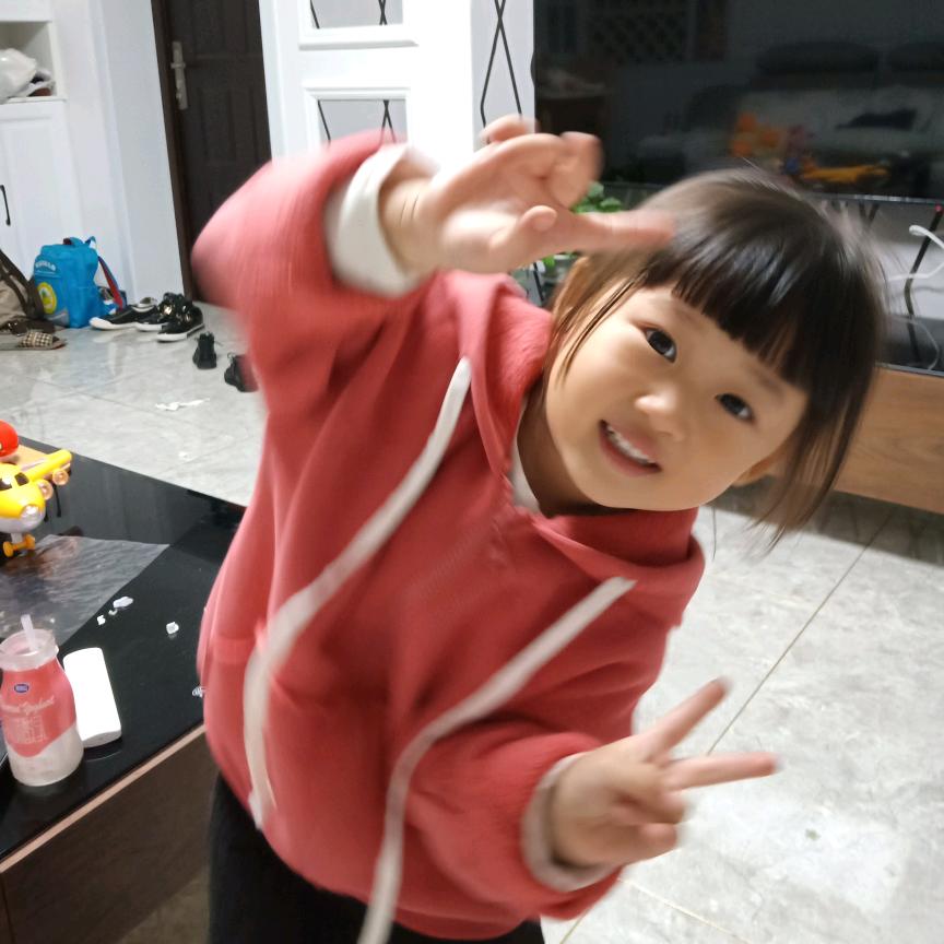 (๑><๑）