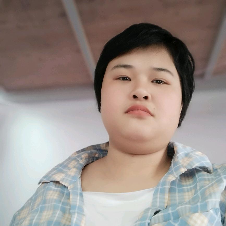 阿姣