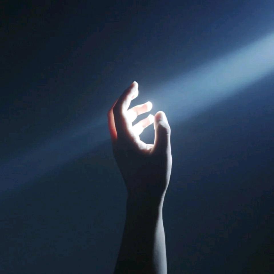 持镜的小孩🇨🇳