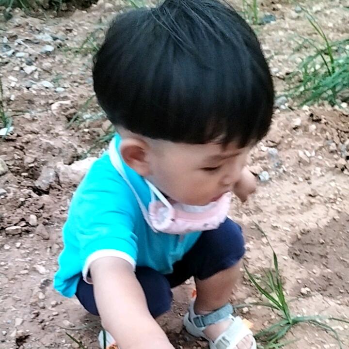 宜阳县豆乳小兵小吃服务店