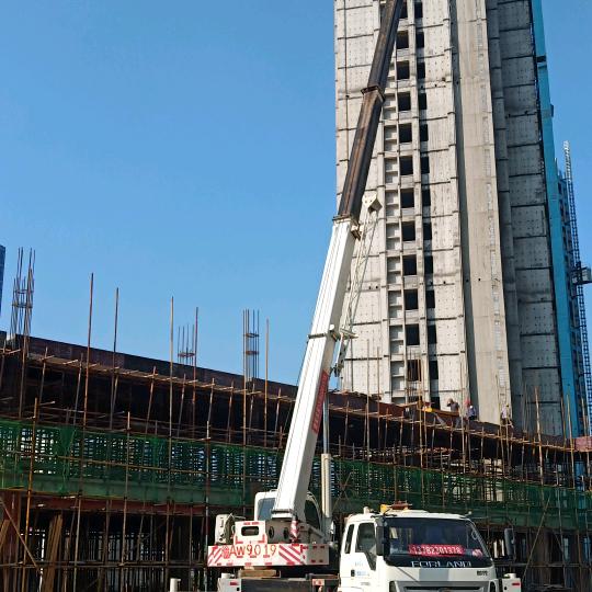 A廖军8一16吨吊车吊篮