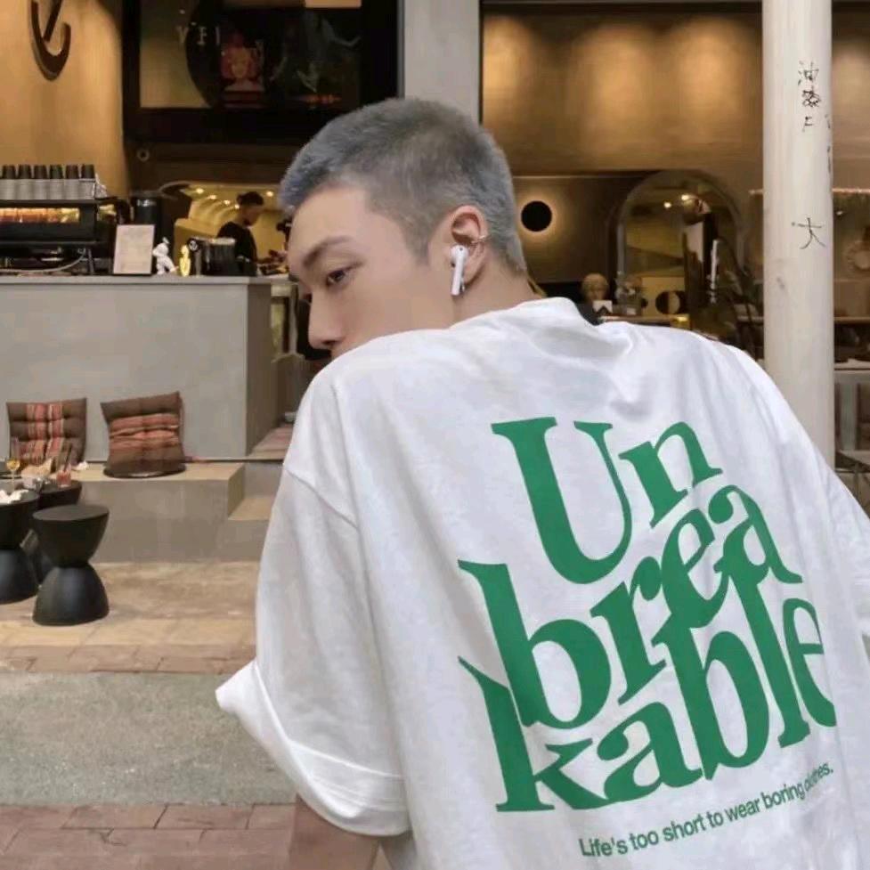 一轲也很深情