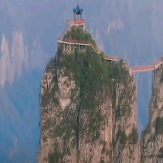 峰高路远