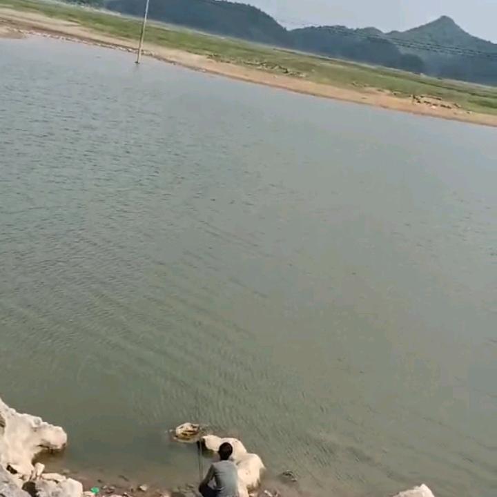 心宽，才能顺，心静，才无悠。