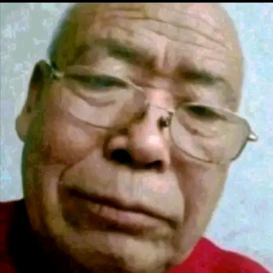 张大爷（有退休金）