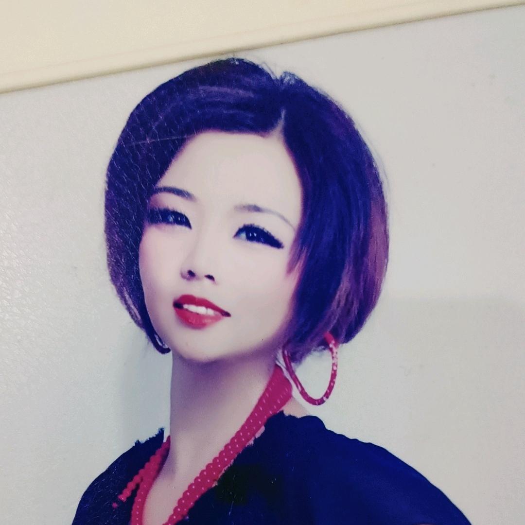 @薇🌷姐，谁是我的一片天