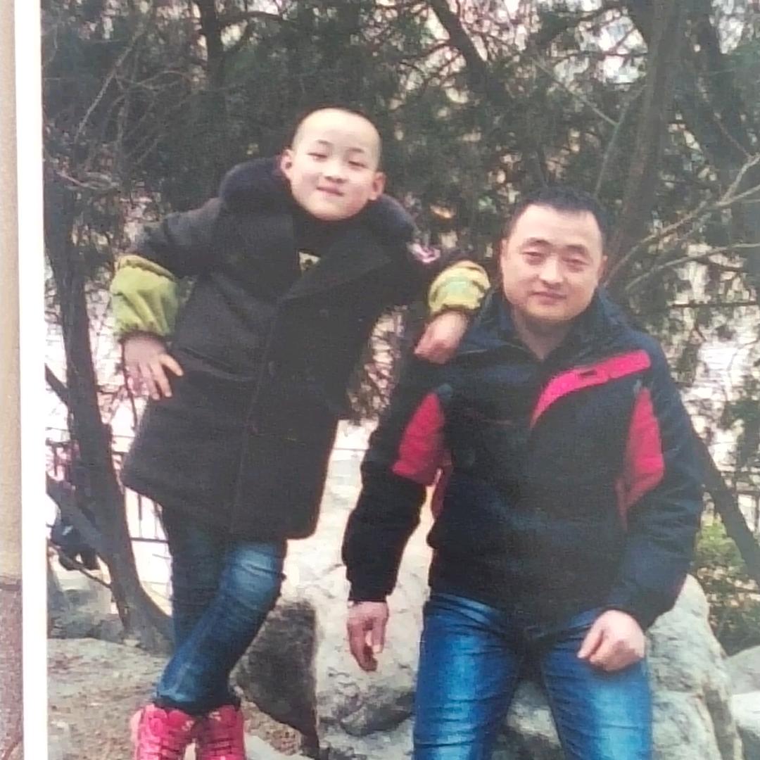 阿亮