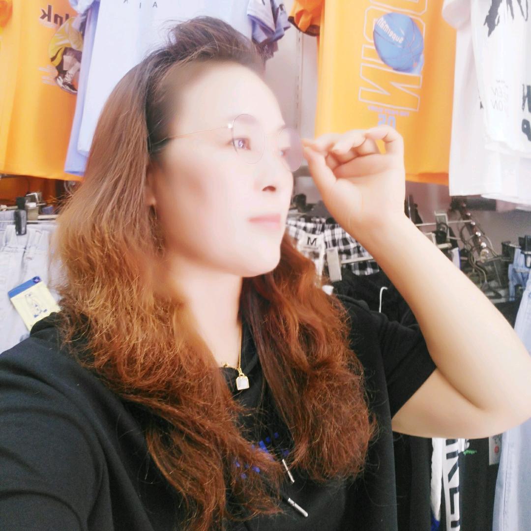 黄姐婚介《千里姻缘一线牵》