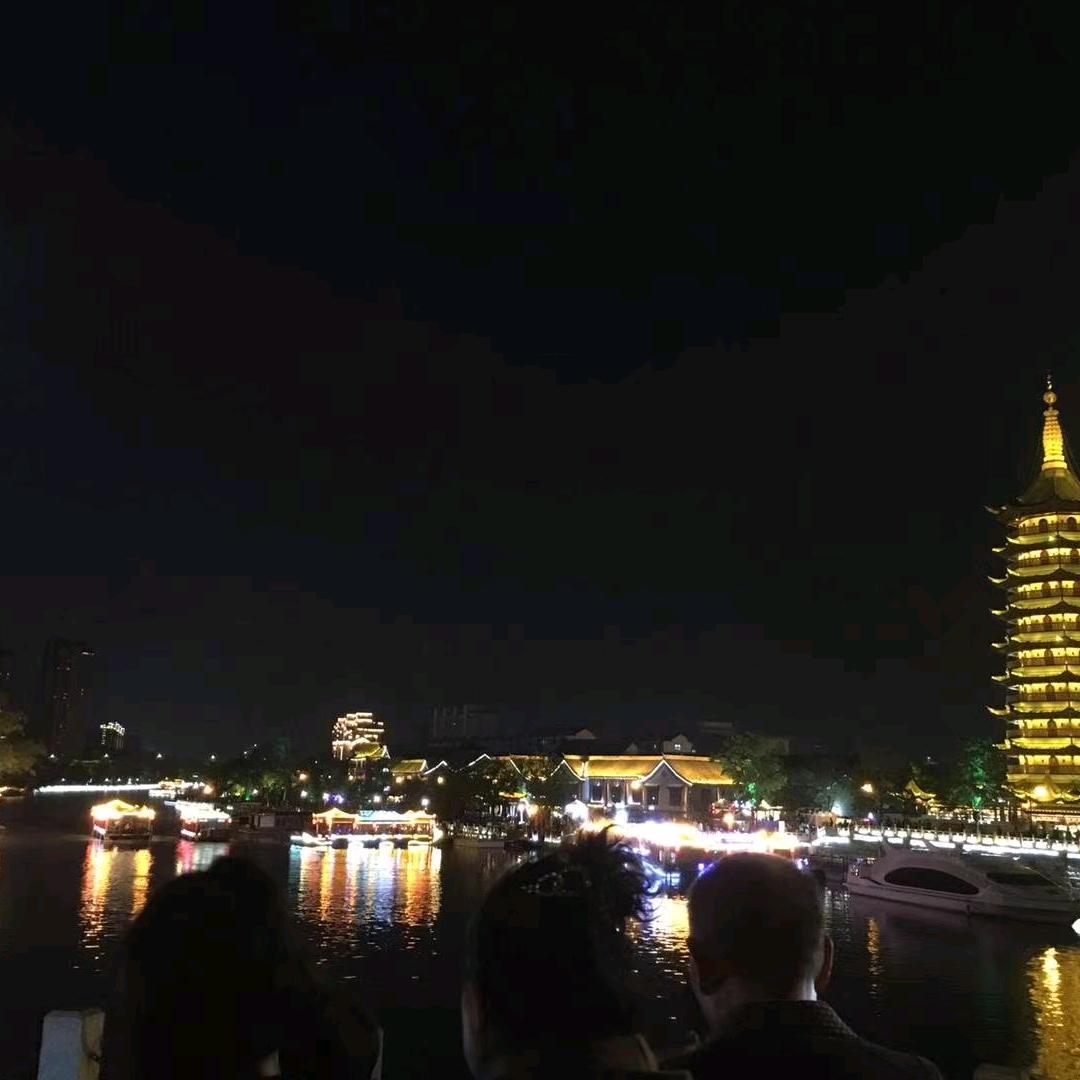 淮安广坤海信专卖店