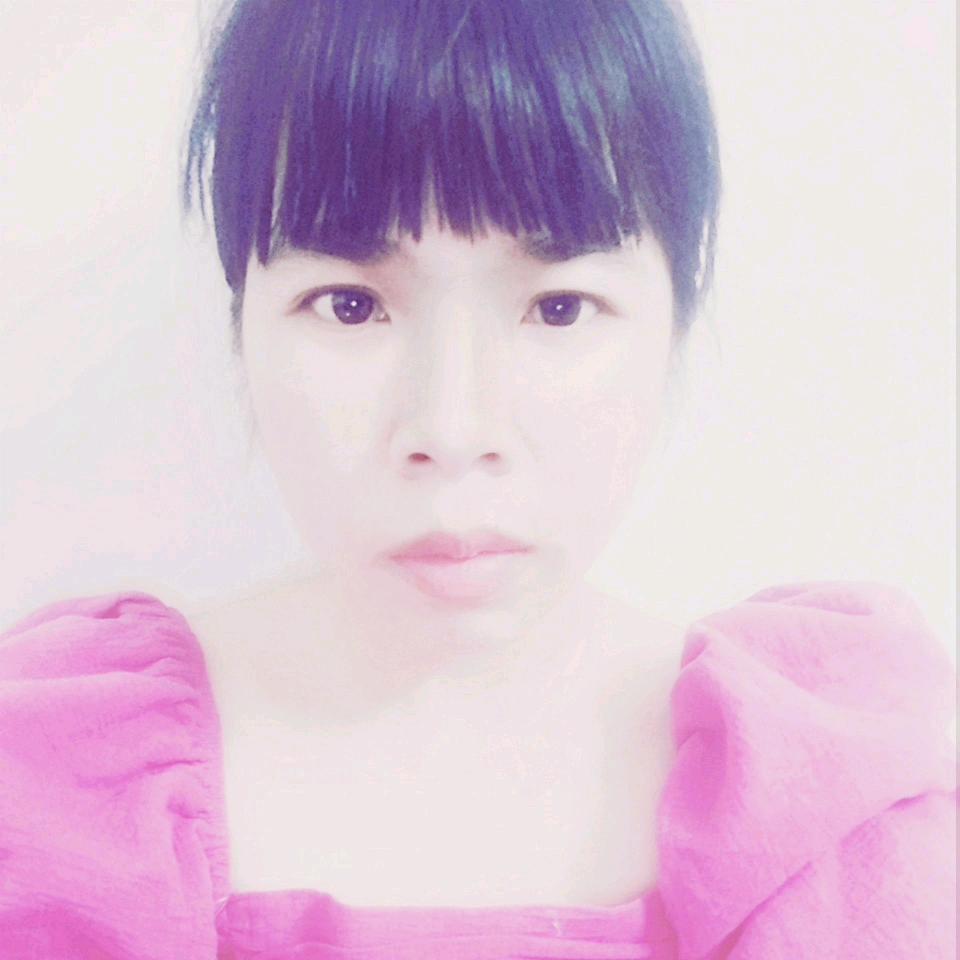 小爱💐🎶